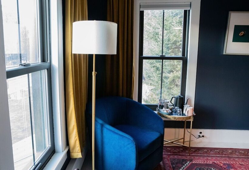 簡易ホテル The Yarra