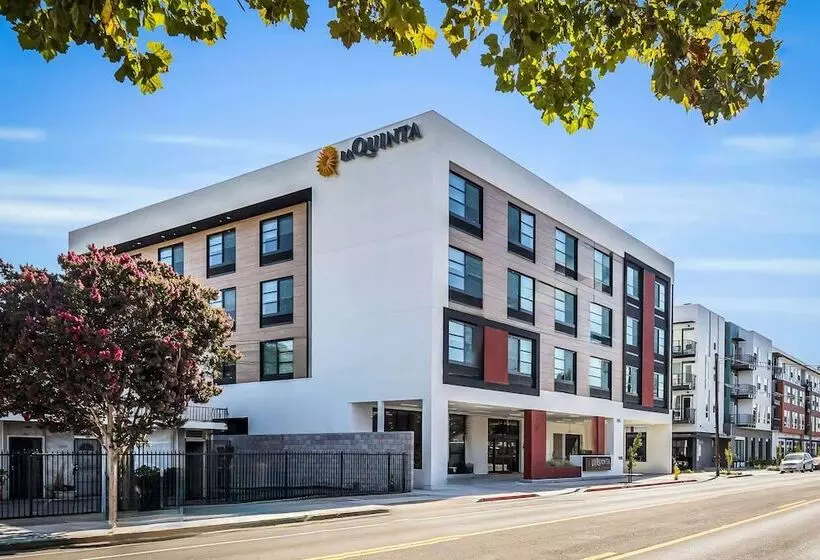 هتل La Quinta Inn & Suites By Wyndham San Jose Airport Downtown