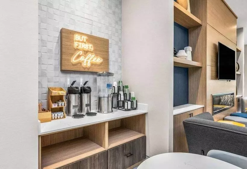 هتل La Quinta Inn & Suites By Wyndham San Jose Airport Downtown