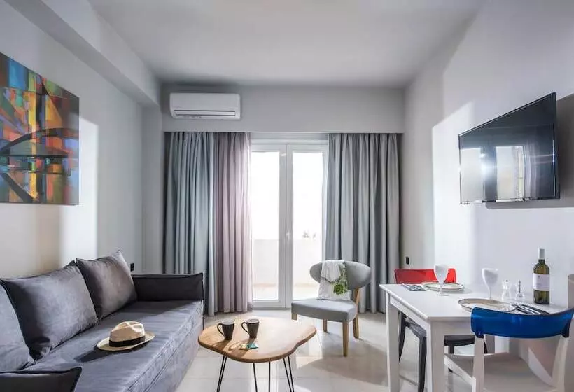 ホテル Nuovo Crete By Sea