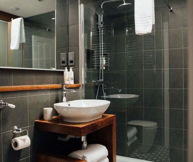 酒店 The Fox At Willian