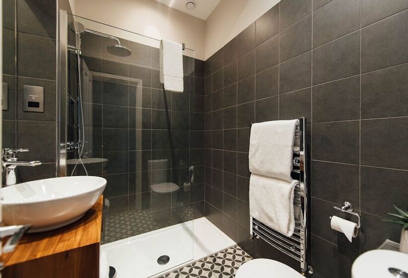 酒店 The Fox At Willian