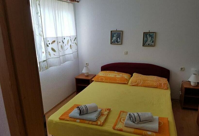 Pensión Apartments Jereb