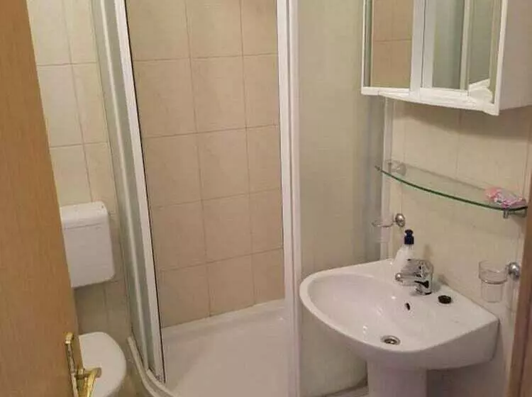 Majatalo Apartments Jereb