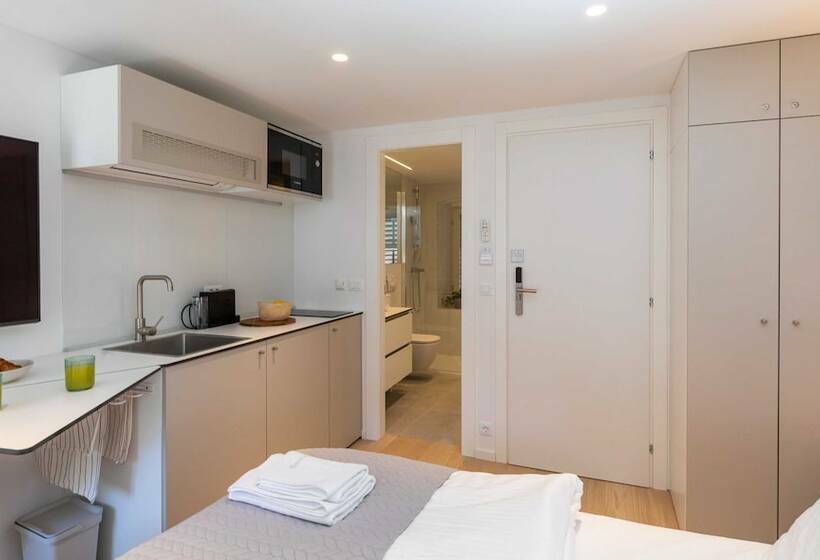 ペンション Apartments U Nikše