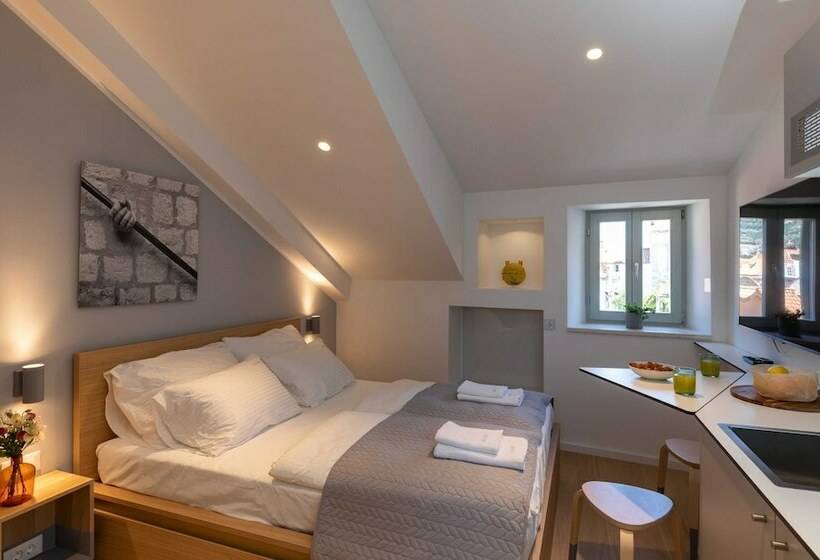 ペンション Apartments U Nikše