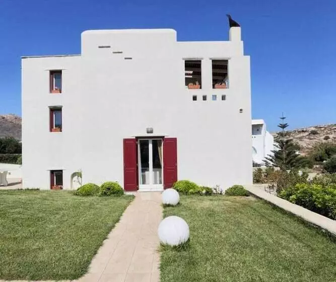 Residenssi Beautiful 4 Bed House With Private Pool In Naxos