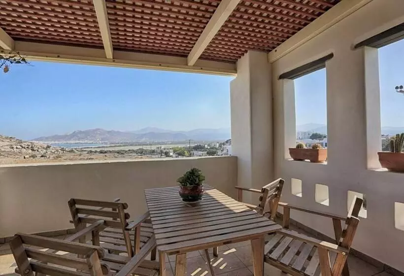 Residenssi Beautiful 4 Bed House With Private Pool In Naxos