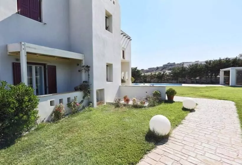 Residenssi Beautiful 4 Bed House With Private Pool In Naxos