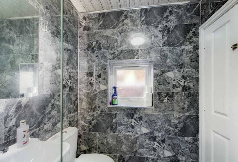 레지던스 Stunning 4 Bed House Fully Refurbished Modern