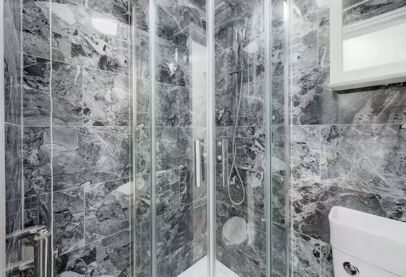 レジデンス Stunning 4 Bed House Fully Refurbished Modern