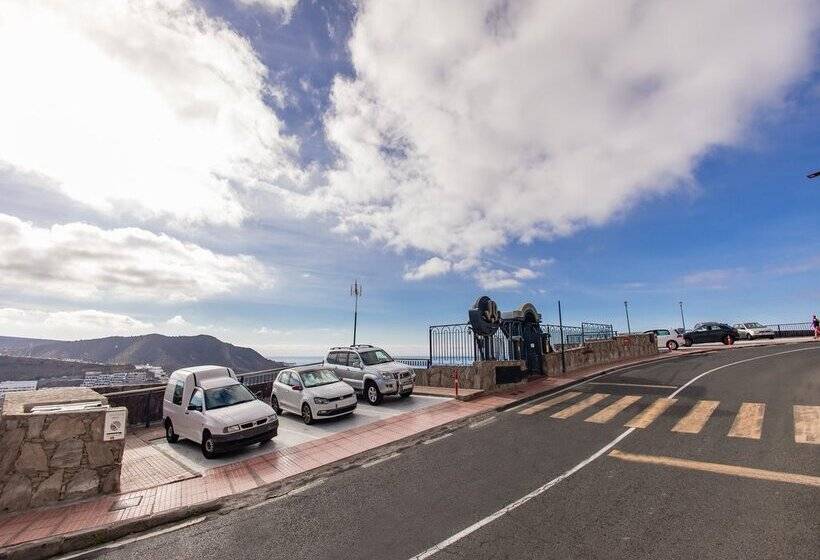 Servatur JB - Adults Only