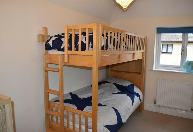 Town House In The Heart Of Wimborne Minster