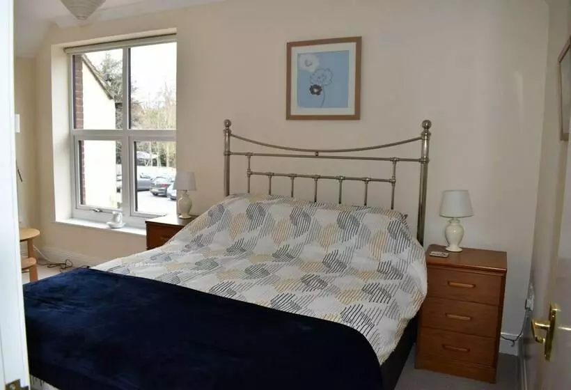 Town House In The Heart Of Wimborne Minster