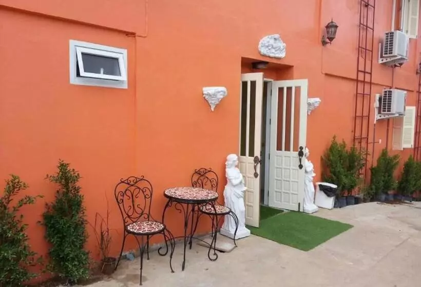 Hotelli Chateau De Sangkhlaburi