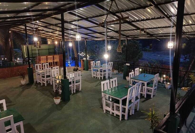 فندق Coco Teros Resort