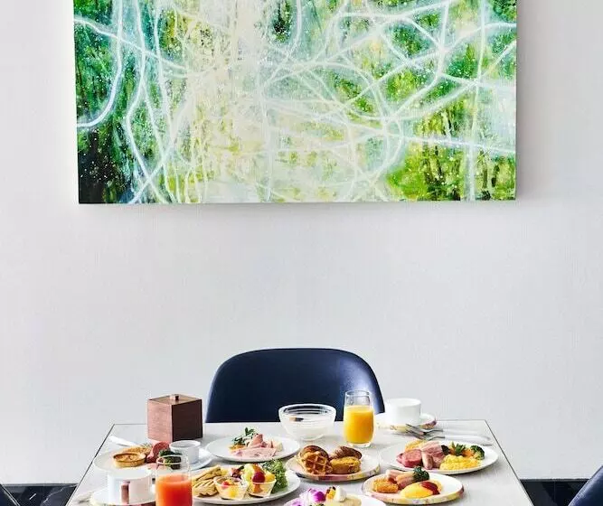 ホテル Hilton Yokohama