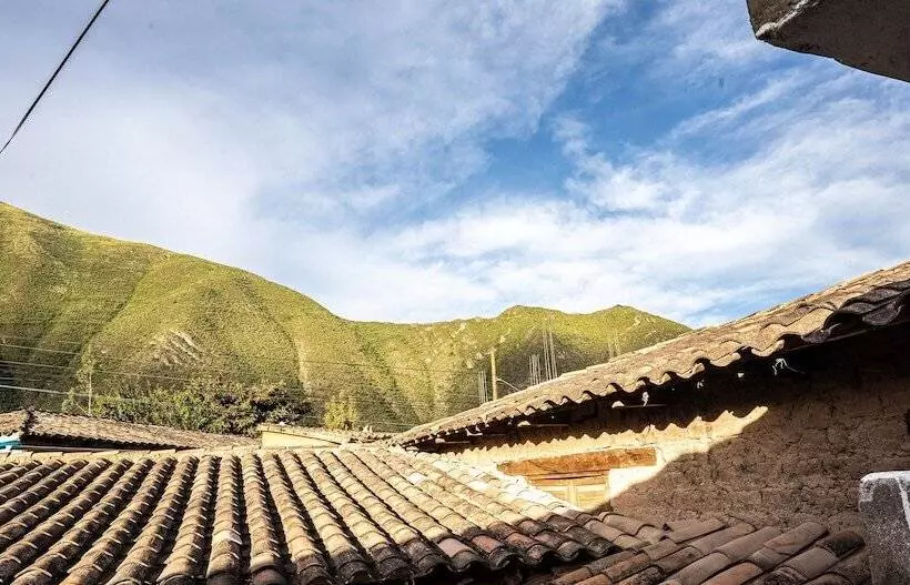 هتل Mama Green Eco Lodge & Permaculture Farm