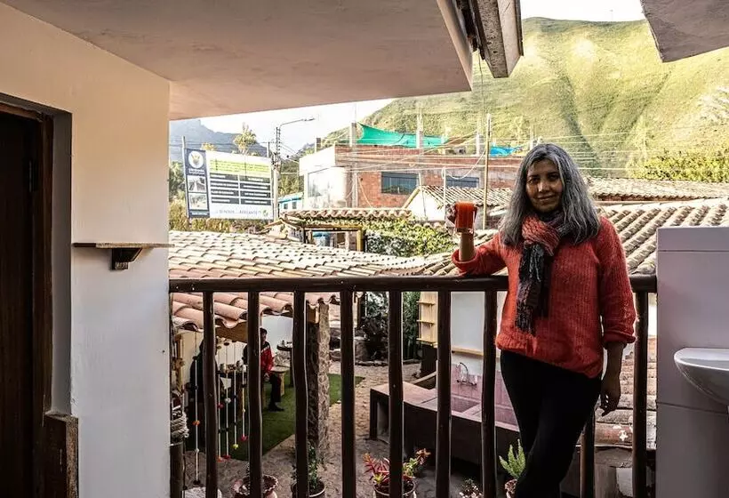 هتل Mama Green Eco Lodge & Permaculture Farm