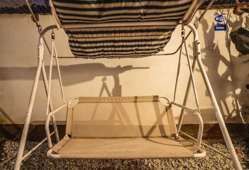 فندق Mama Green Eco Lodge & Permaculture Farm