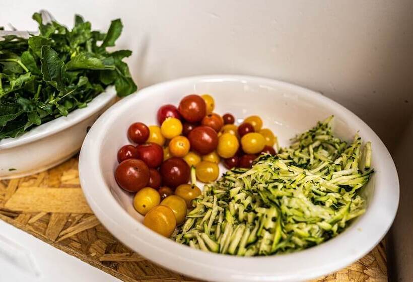 فندق Mama Green Eco Lodge & Permaculture Farm