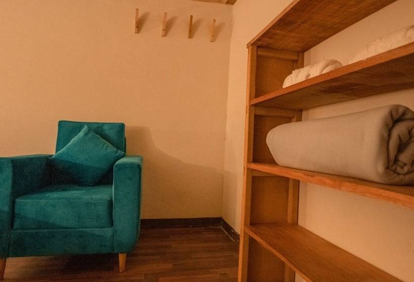 فندق Mama Green Eco Lodge & Permaculture Farm