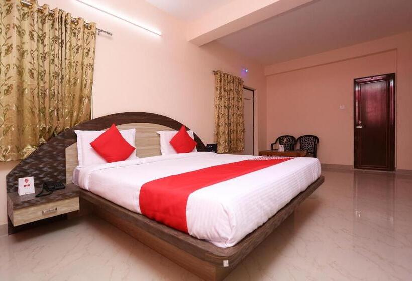 Hotel O Greenland Inn