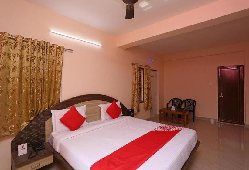 Hotel O Greenland Inn