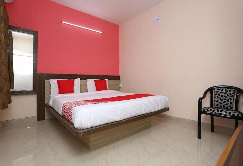 Hotel O Greenland Inn