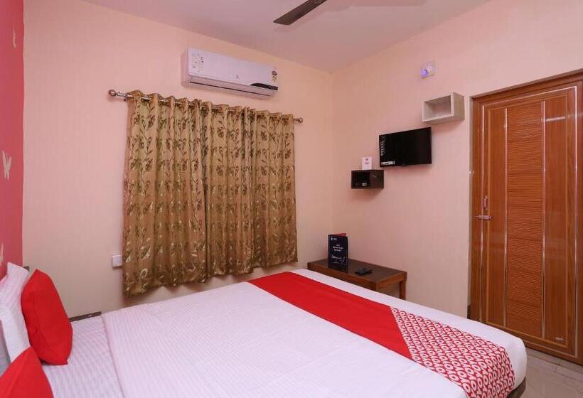 Hotel O Greenland Inn