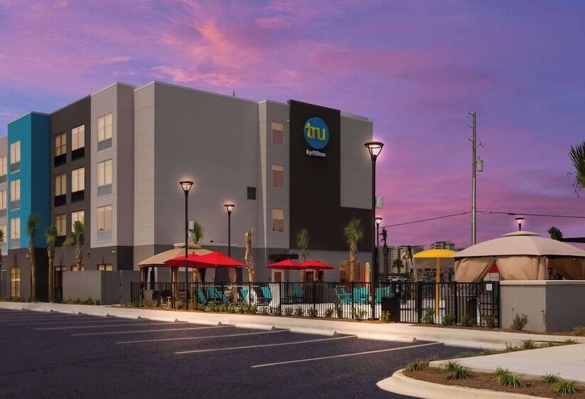 هتل Tru By Hilton Destin