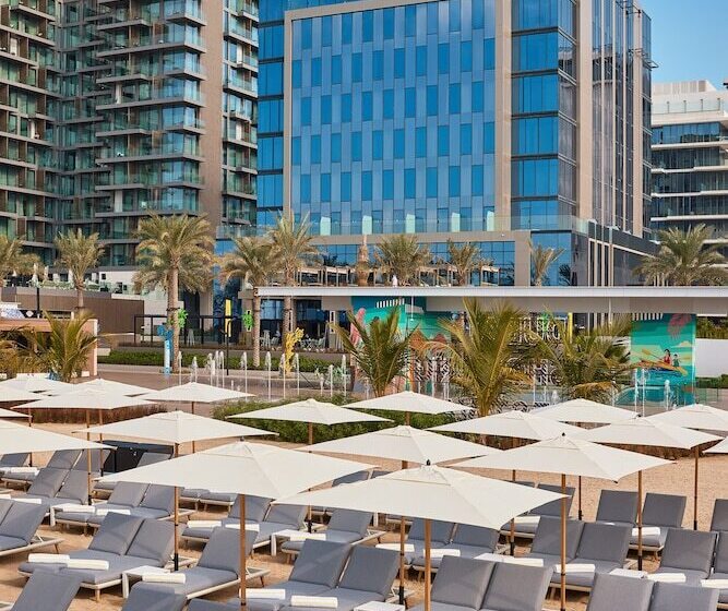 Отель Voco Dubai The Palm, An Ihg