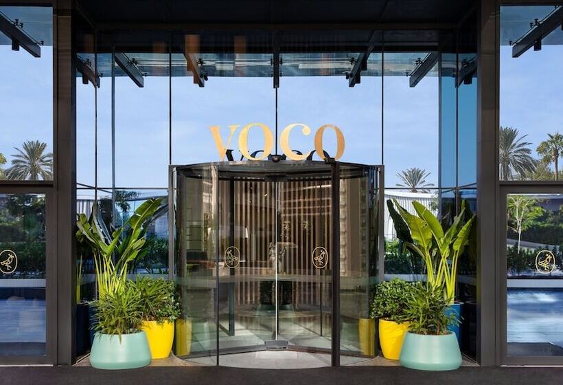 Отель Voco Dubai The Palm, An Ihg