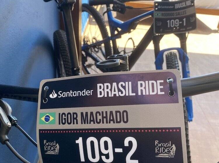 هتل Aqui Bate A Brisa Pousada