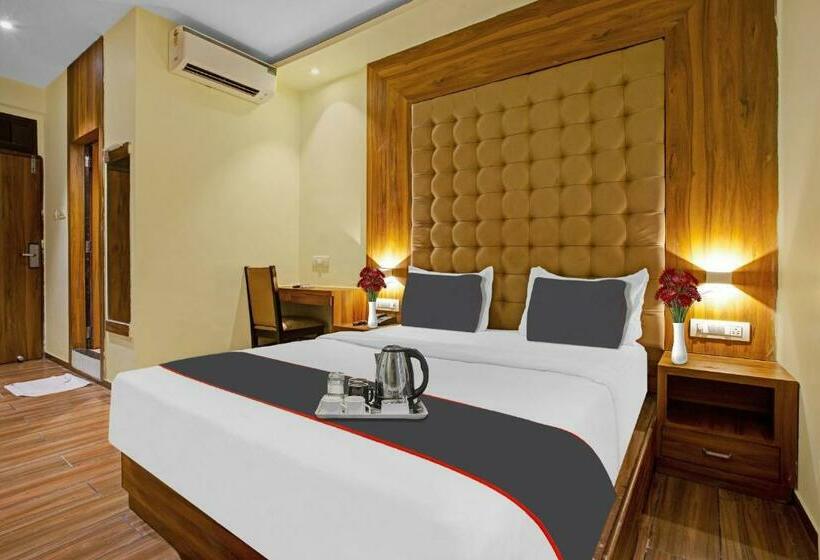 فندق Capital O 701204  Art Inn