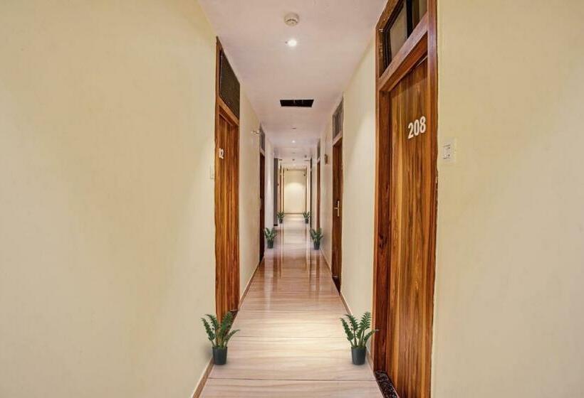 فندق Capital O 701204  Art Inn