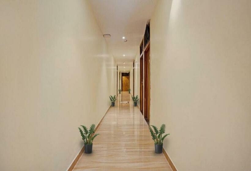 فندق Capital O 701204  Art Inn