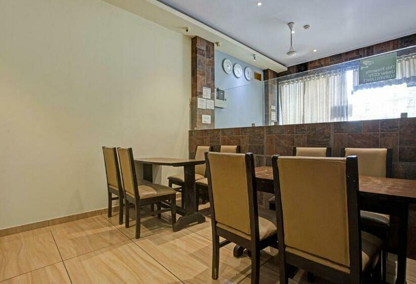 فندق Capital O 701204  Art Inn