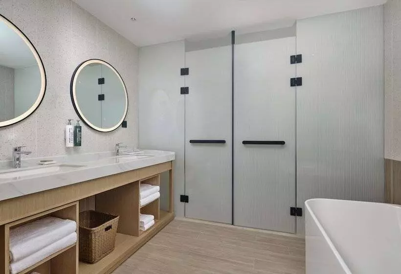 ホテル Hilton Garden Inn Zhuhai Jinan University