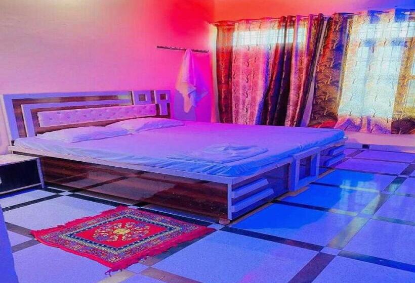 هتل Oyo 70047 Apna And Restaurant