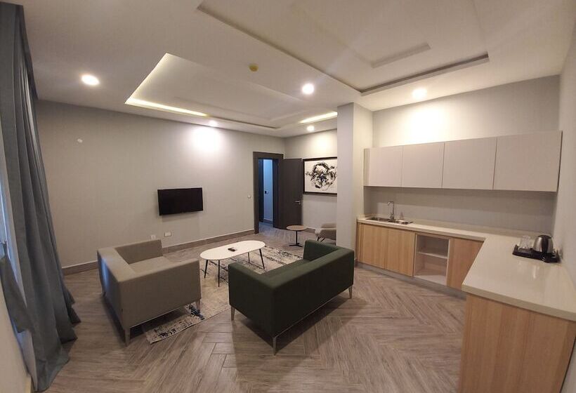 هتل Solace Suits & Homes