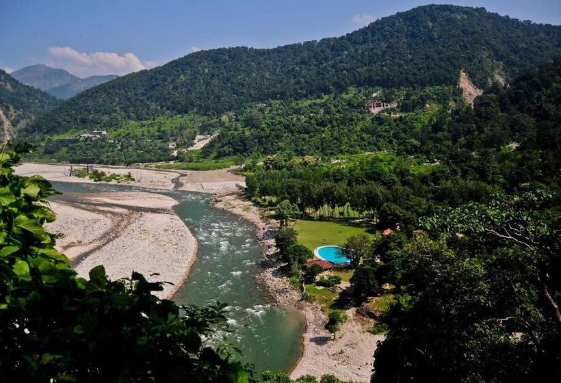 هتل Welcomheritage Tarangi Ramganga Resort