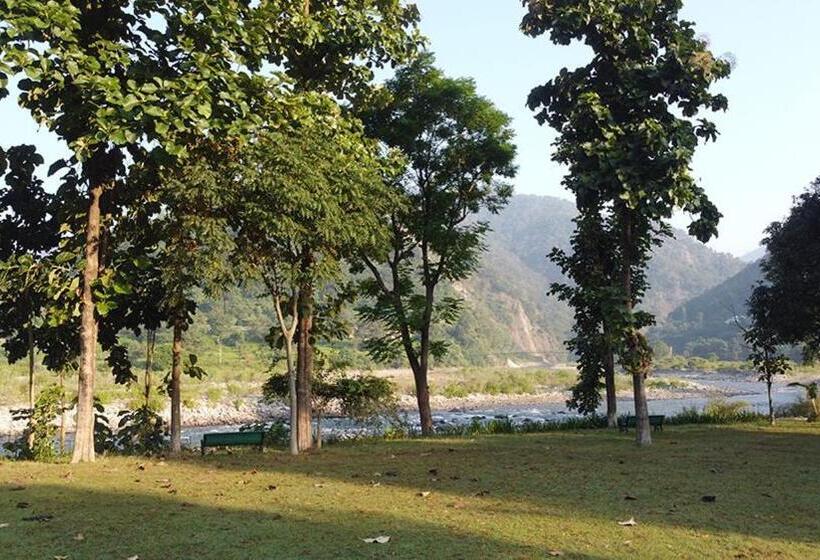 هتل Welcomheritage Tarangi Ramganga Resort