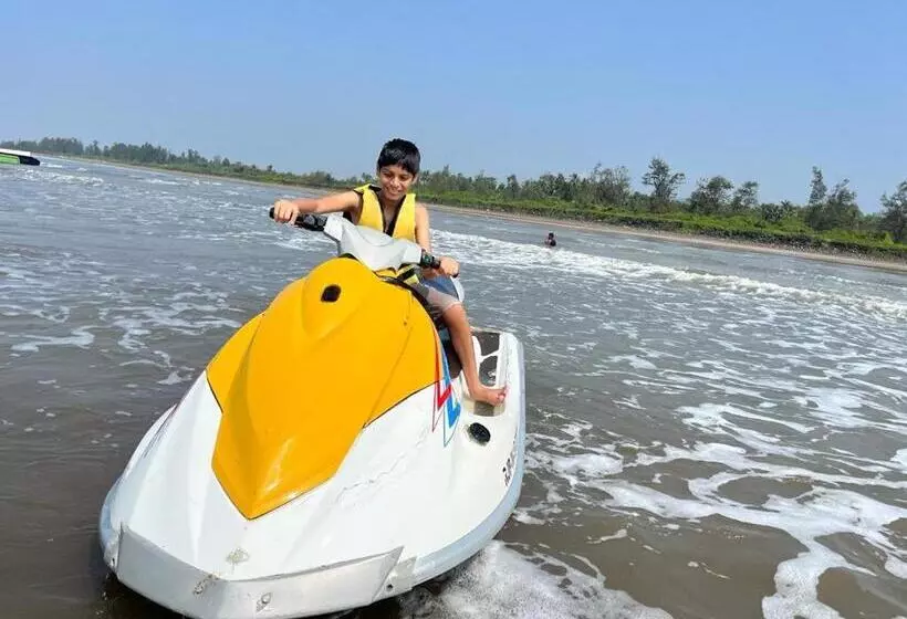 Sea View Beach Resort