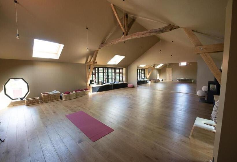 تختخواب و صبحانه Chambres De La Barboire Campagne