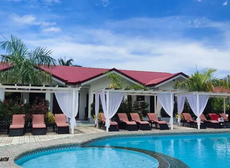 ホテル Garden Village Resort