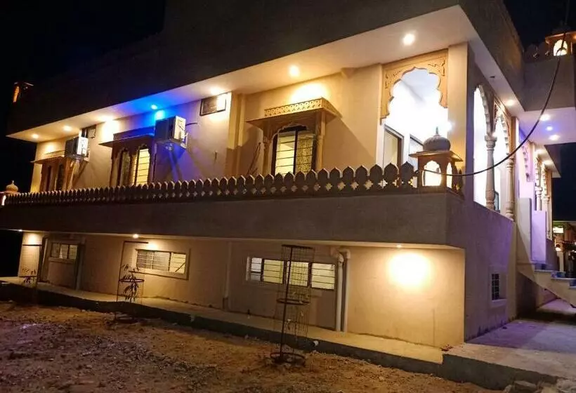 Hotelli The Vantage Haveli