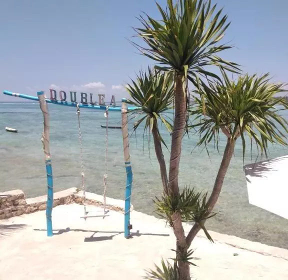 Majatalo Double A Beach House