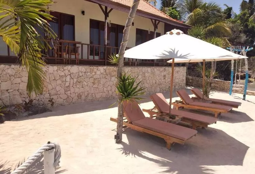 Majatalo Double A Beach House