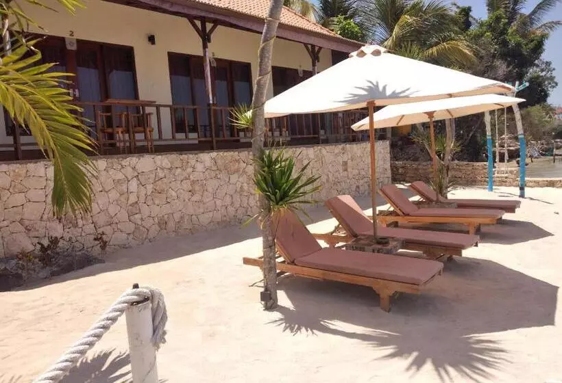 Majatalo Double A Beach House